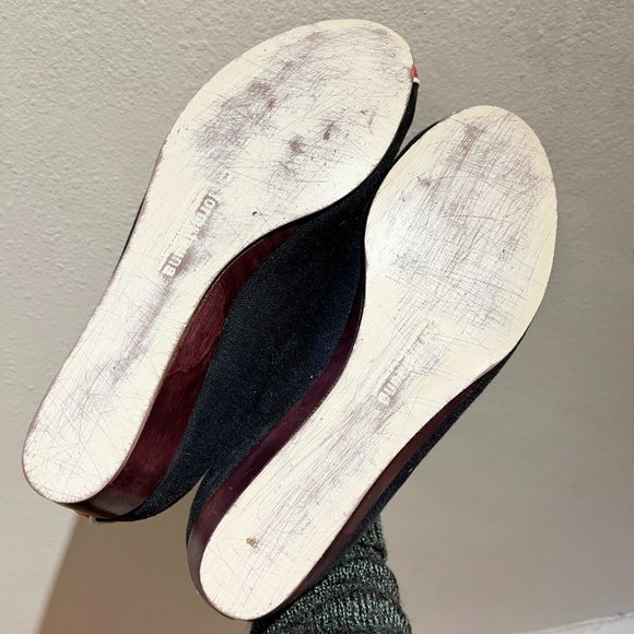 Adorable Vegan Wedge Shoes - Size 9 - Blue and Red - Form and Fauna - Picture 12 of 15